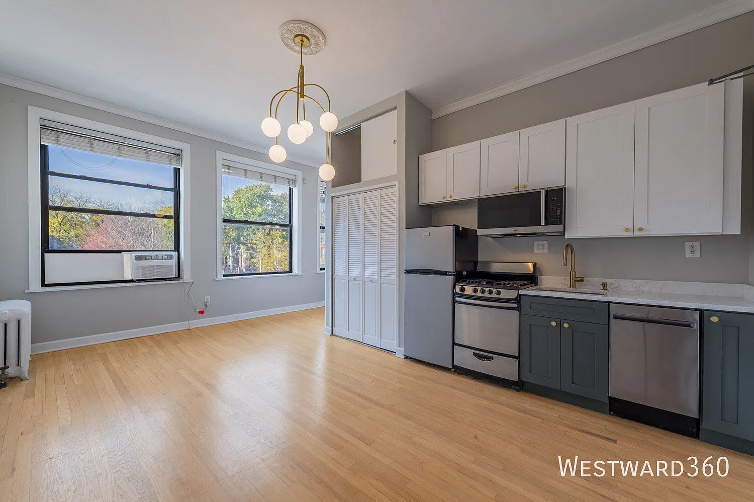 Studio, $1,600 — Photo 2