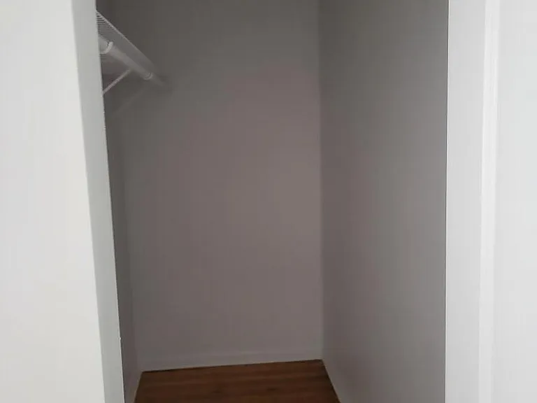 6813 S Harper Ave #2 — Photo 6