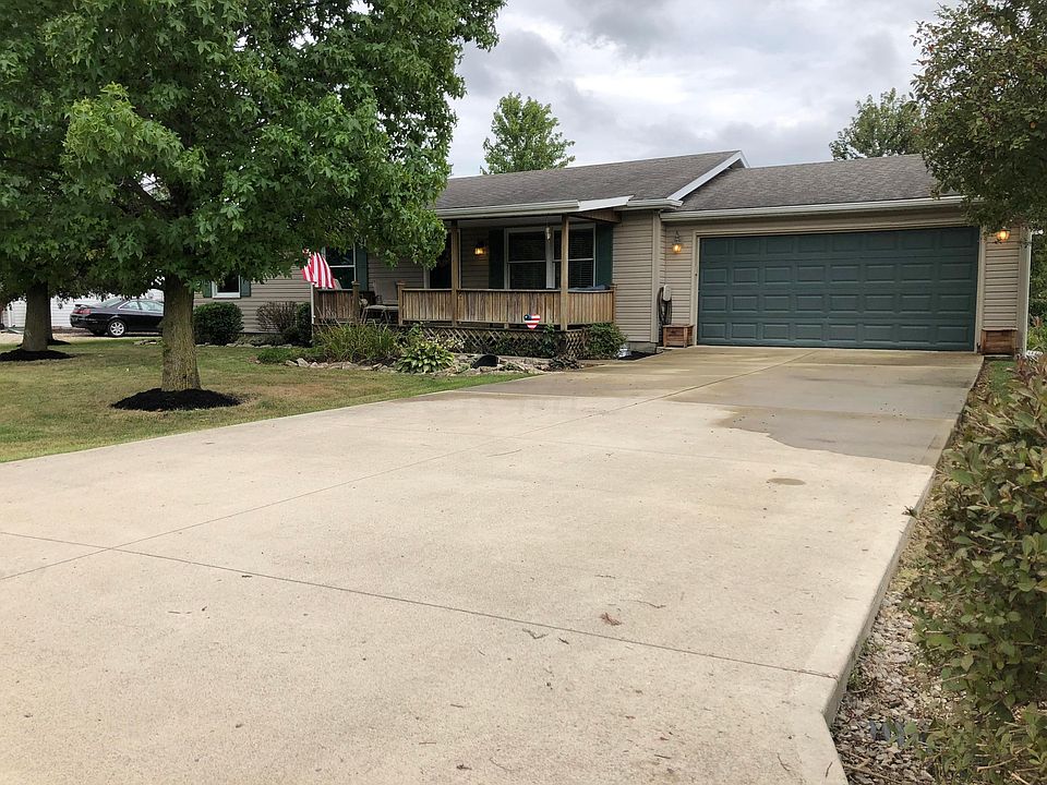 1st image of 604 Kells Ln