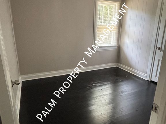 5th image of 1217 E 38th St