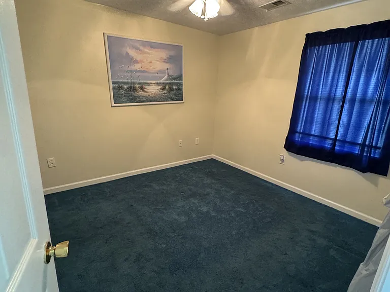 556 White River Dr #44B-1 — Photo 12