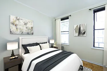 Rented by R New York