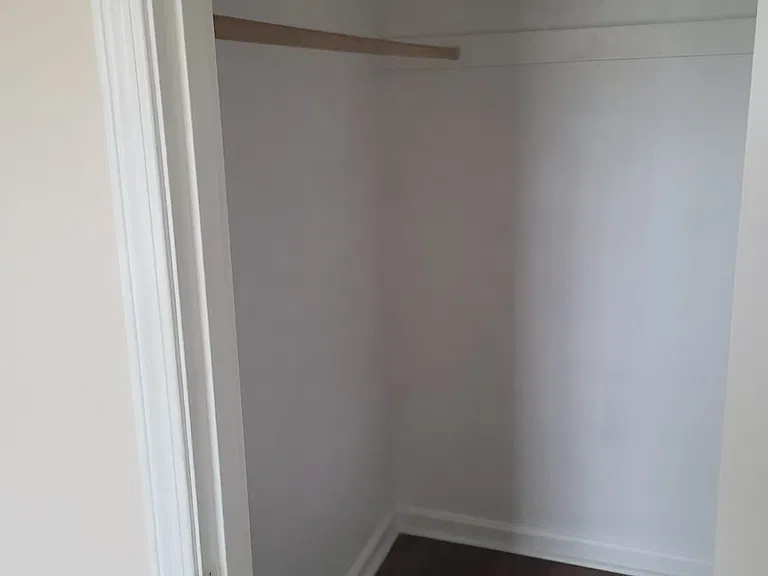 3413 Shanks Ln #6 — Photo 10