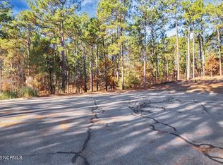 106 Spong Ct, West End, NC 27376