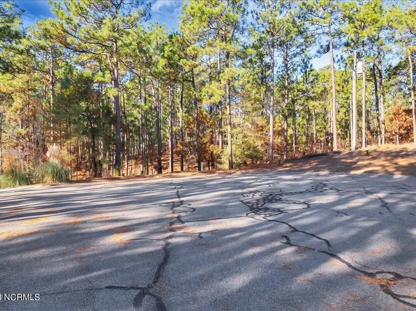 106 Spong Court, West End, NC 27376