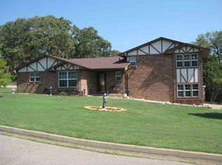 914 Crooked Oak Dr, Durant, OK 74701