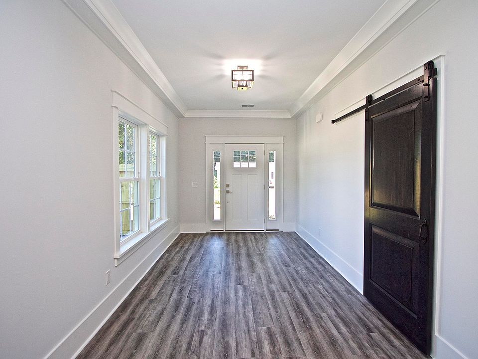 1st image of 510 E Richardson Ave
