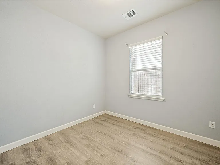 138 Wainscot Oak Way — Photo 14