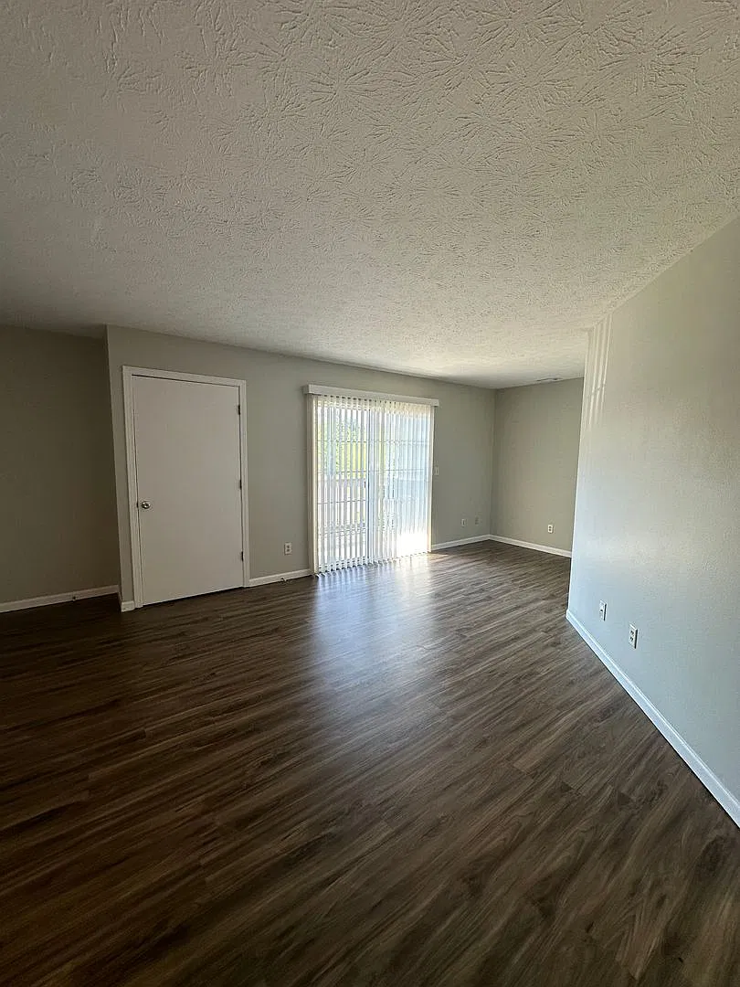 3512 Bethel- — Photo 4