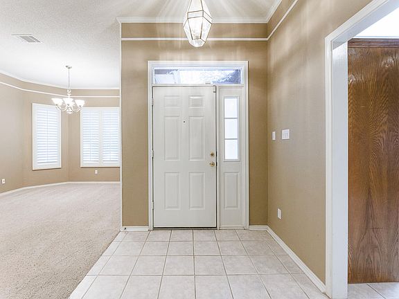 5th image of 10316 Knoxville Pl