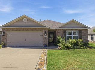1370 Panther Ln, Sapulpa, OK 74066