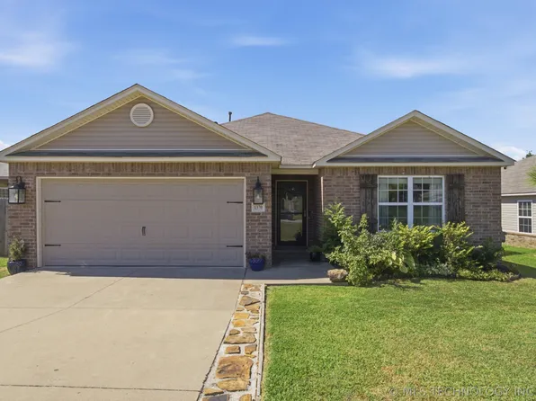 1370 Panther Ln, Sapulpa, OK 74066