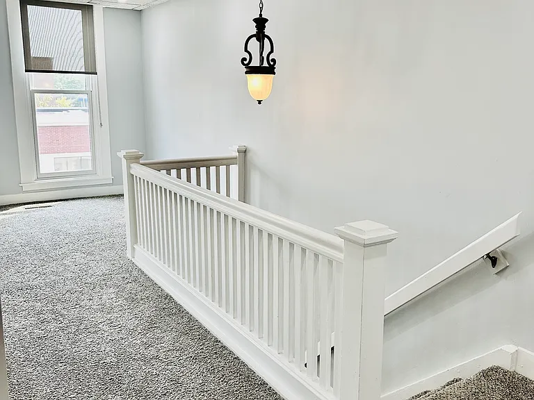 706 E Main St #1A — Photo 16