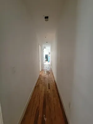 Rented by EXR | media 7