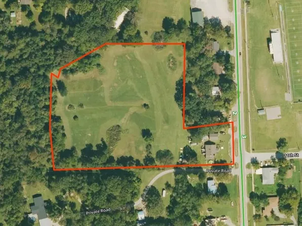 1100/1104 N Panther Ave, Yellville, AR 72687