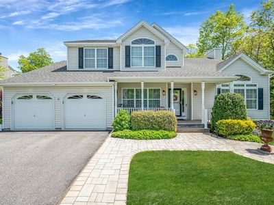 9 Nydia Court, Yaphank, NY, 11980