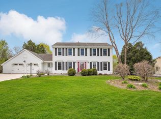 21335 Talbots Ln, Brookfield, WI 53045