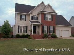 2820 Beringer Dr, Fayetteville, NC 28306