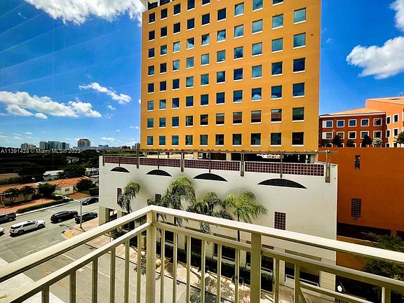 3rd image of 2030 S Douglas Rd APT 509