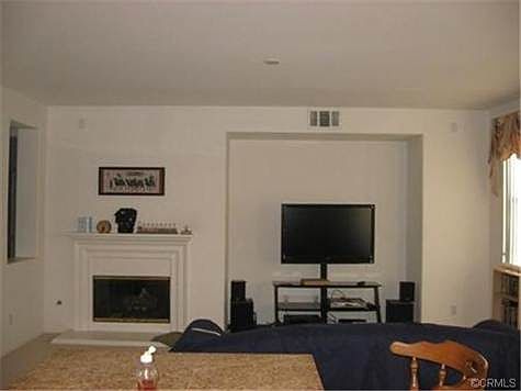 4th image of 34691 Chinaberry Dr