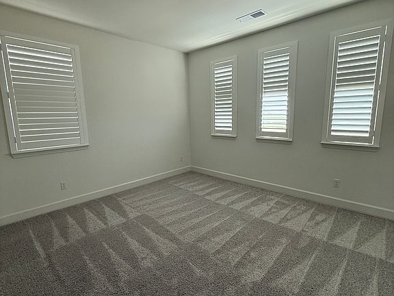 4th image of 8785 Classical Way