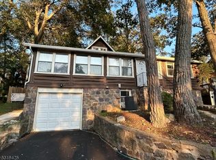41 Upsala Path, West Milford, NJ 07480