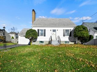 15 Michigan Rd, Worcester, MA 01606