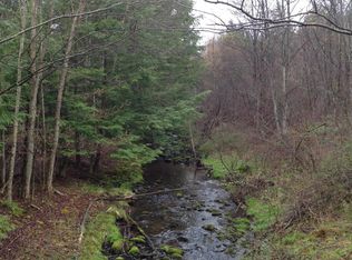 Hemlock Rd, Waymart, PA 18472