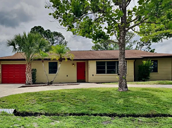 1241 SE Nancy Lane, Port St Lucie, FL 34983