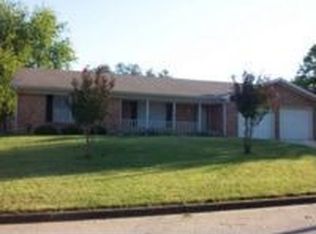 1820 N Shenandoah Ct, Longview, TX 75605
