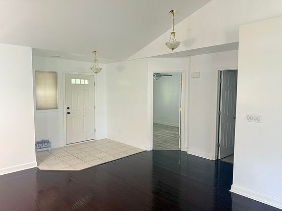 3rd image of 6289 Grosbeak Ct
