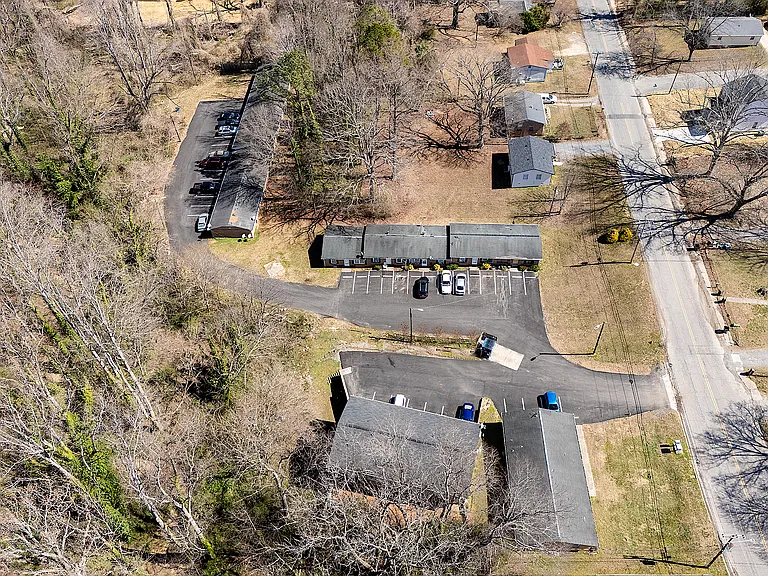 2718 Crescent Ln #D — Photo 34
