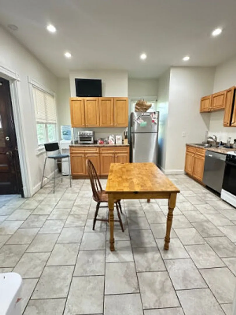 Photo 2 of 13 - 27 Orkney Rd #H - Brighton, MA Building Photo - 27 Orkney Rd #H