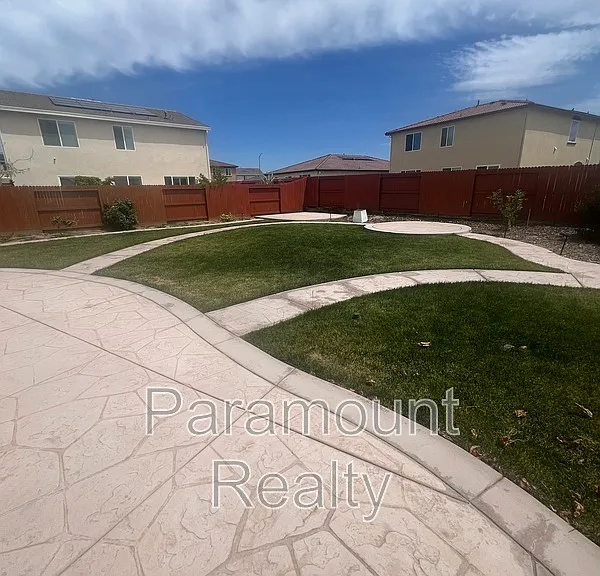 1878 Holland Ln — Photo 19