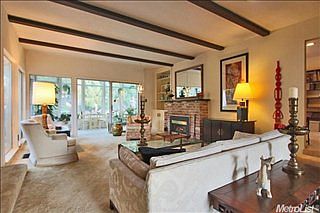 3rd image of 6329 Oakridge Way