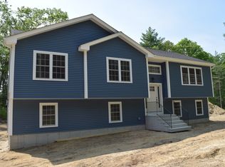 42 Vernon Dr, Chepachet, RI 02814