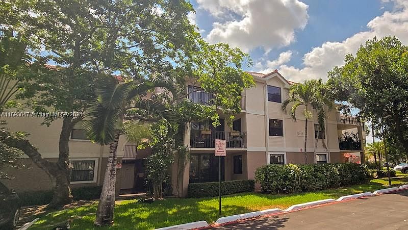 1st image of 10125 W Sunrise Blvd APT 301