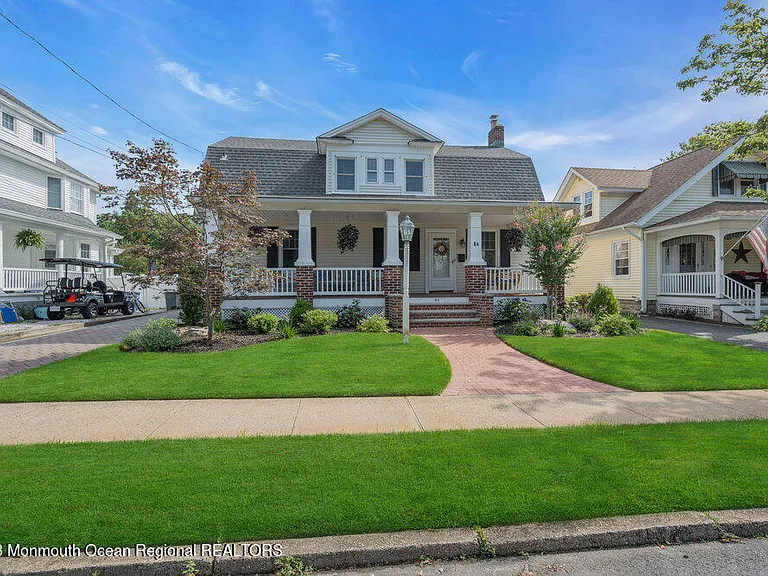 64 Curtis Ave — Photo 44