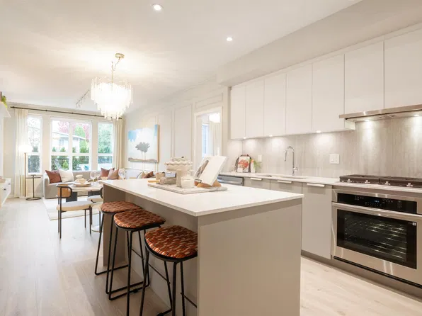 2178 Prairie Ave #123, Pt Coquitlam, BC V3B 1V7