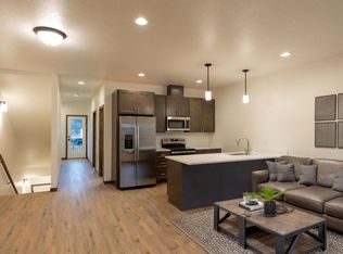 7917 W 2nd St, Rathdrum, ID 83858