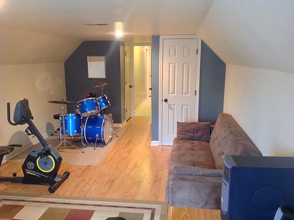 4th image of 9288 Brittany Dr