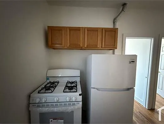 45 Newport St #2F — Photo 5