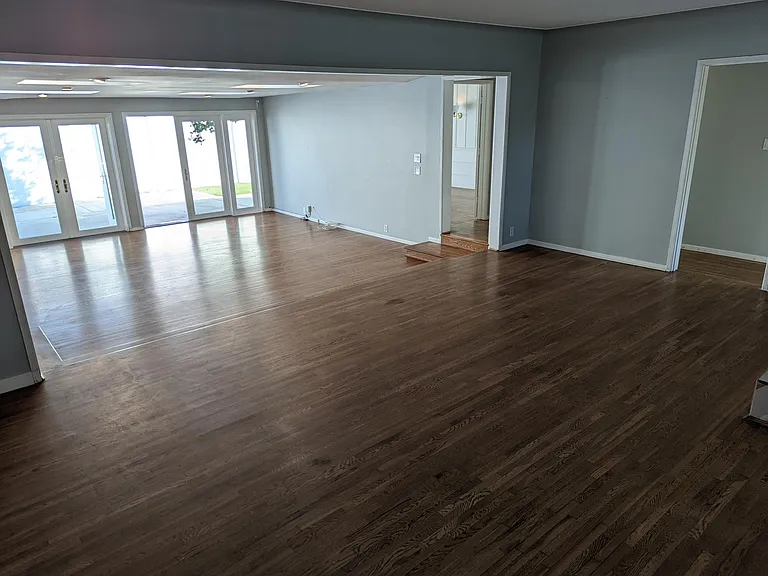 5756 Riverton Ave — Photo 12