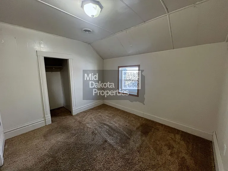821 E 7th Ave — Photo 8
