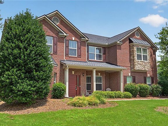2nd image of 3831 Lake Haven Way