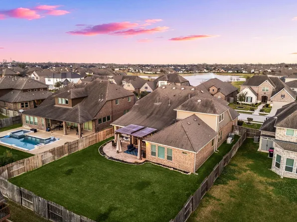 2011 Big Creek Way, Missouri City, TX 77459