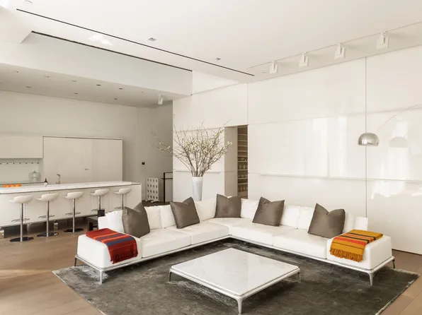 38 East 76th Street image 5 of 24