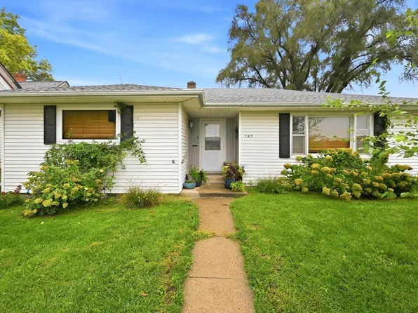 303 Lincolnway St, Woodbine, IA 51579