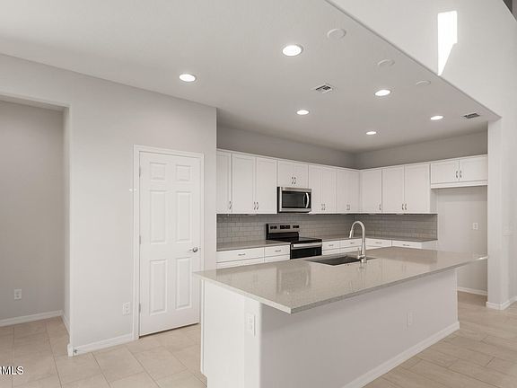 4th image of 17828 W ENCINAS Lane