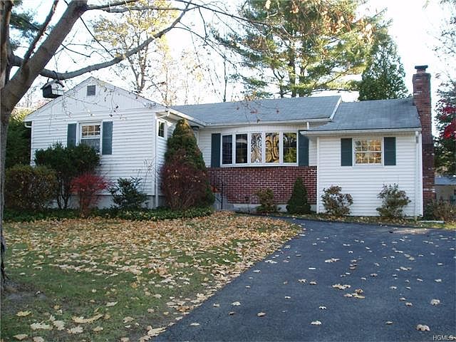 1st image of 2856 Meadowcrest Dr